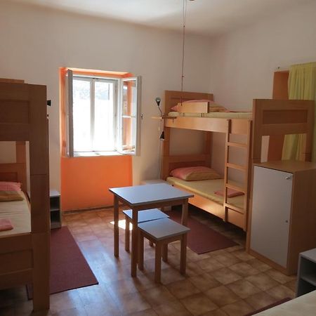 Hi Hostel Veli Losinj Ngoại thất bức ảnh