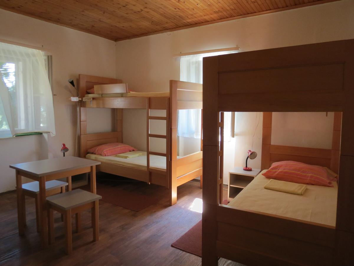 Hi Hostel Veli Losinj Ngoại thất bức ảnh