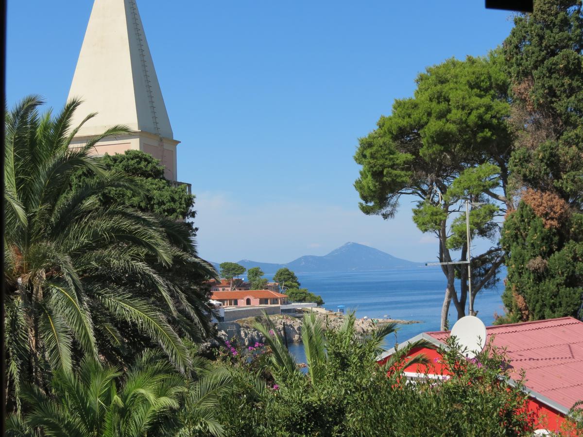 Hi Hostel Veli Losinj Ngoại thất bức ảnh